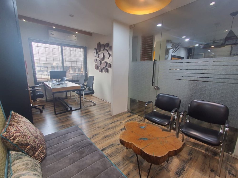 MGR WealthPro main strategy suite, Raipur office